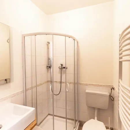 Cigui Pensjonat Múggia